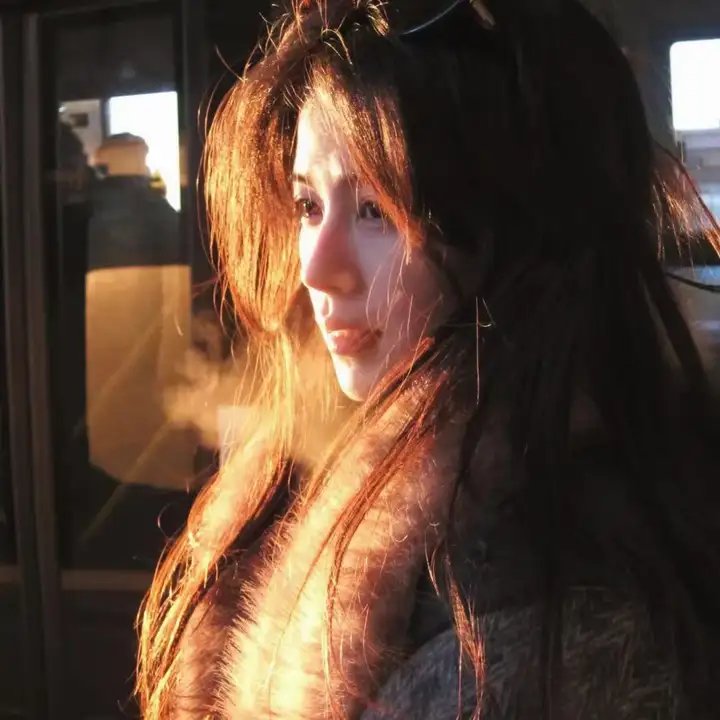 闪亮女孩